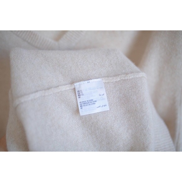 Club Room Luxury Men's V-Neck Cashmere Sweater in Oatmeal SZ XL - Picture 7 of 8